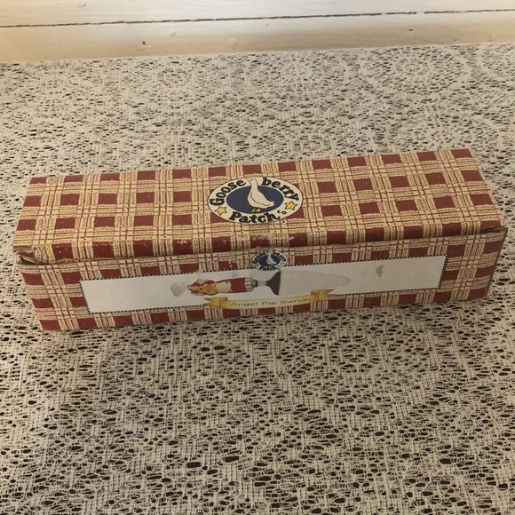 Goose Berry Patch Angel Pie Server Fresh-Baked With Love Holiday Christmas - Picture 2 of 9